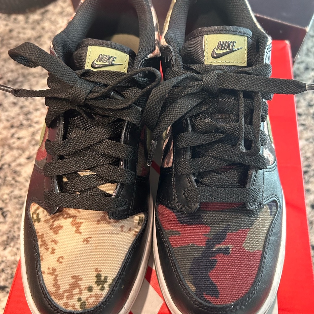Camo Dunks - Picture 4 of 5